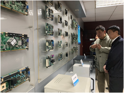 市领导深入企业开展挂点服务，协调解决网络技术研发难题